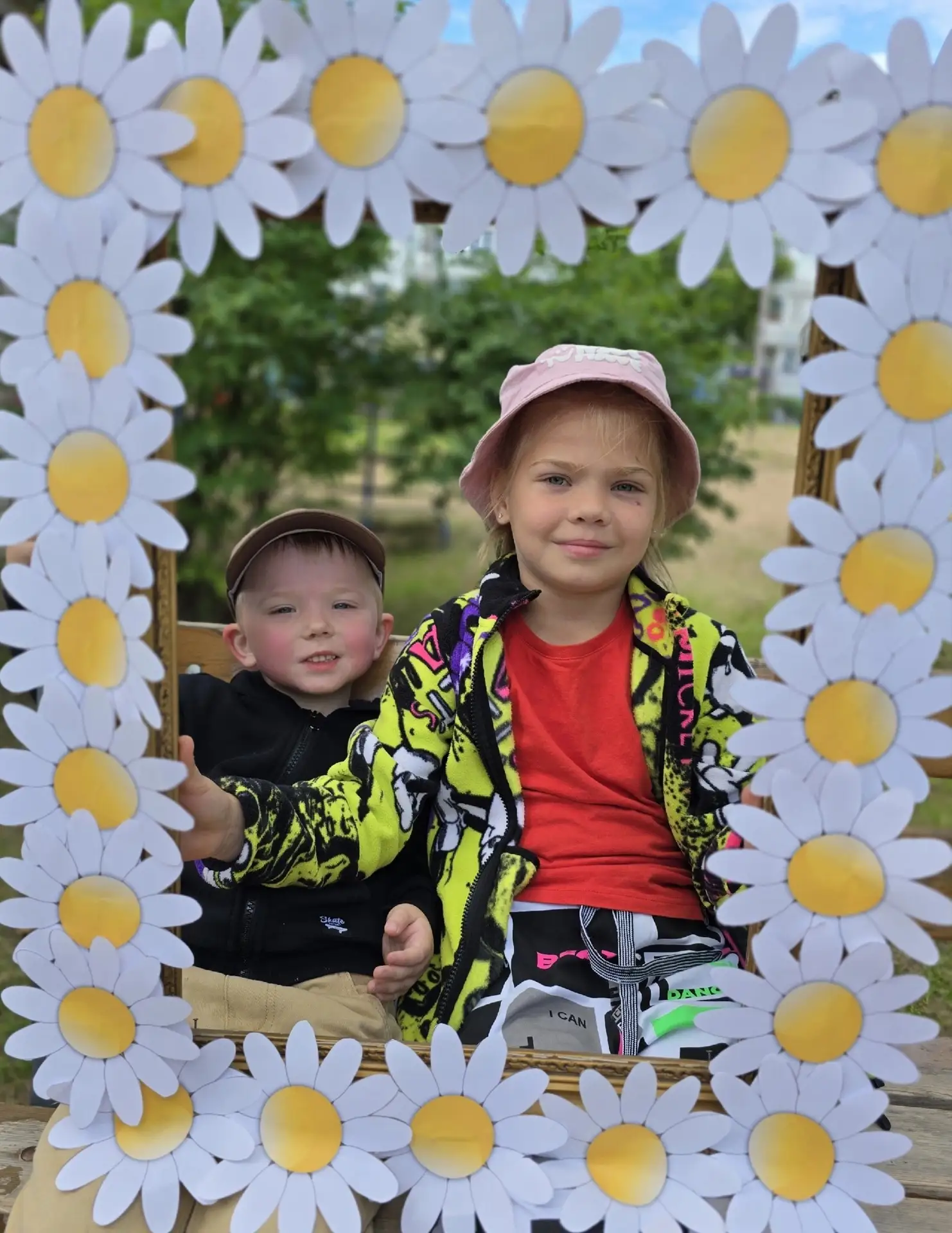 🌼 С Днём ромашки, друзья! У этого солнечного цветка есть собственный праздник — 24 июня!

Вы знали,