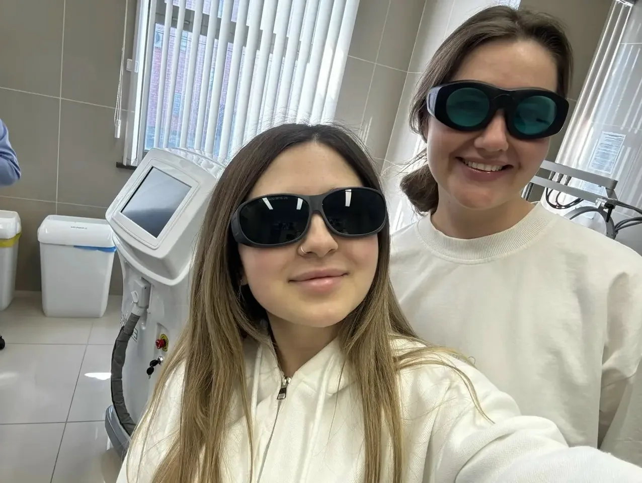 🎓 Наши врачи прошли повышение квалификации на Estetica 3.0 — современные технологии в косметологии!