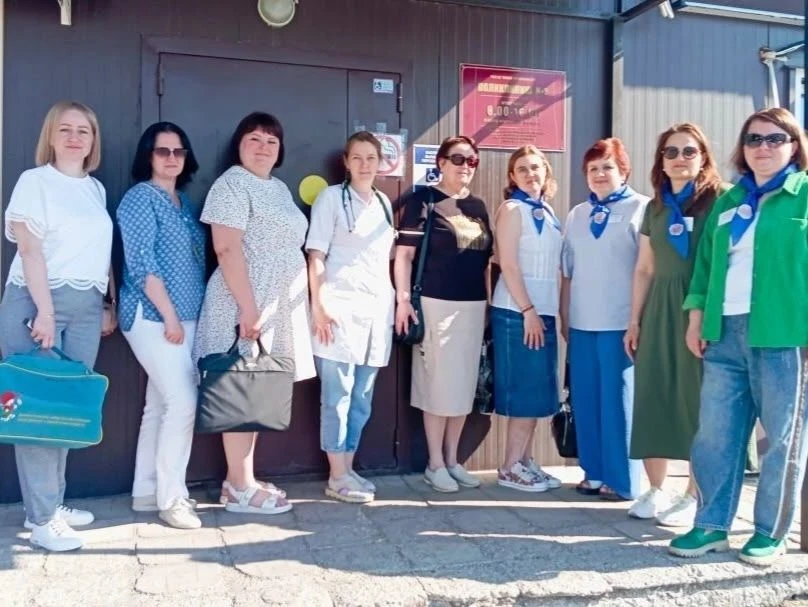 В Самарской области продолжается акция «Ранняя помощь» : специалисты приехали к семьям Кротовки!

🚑
