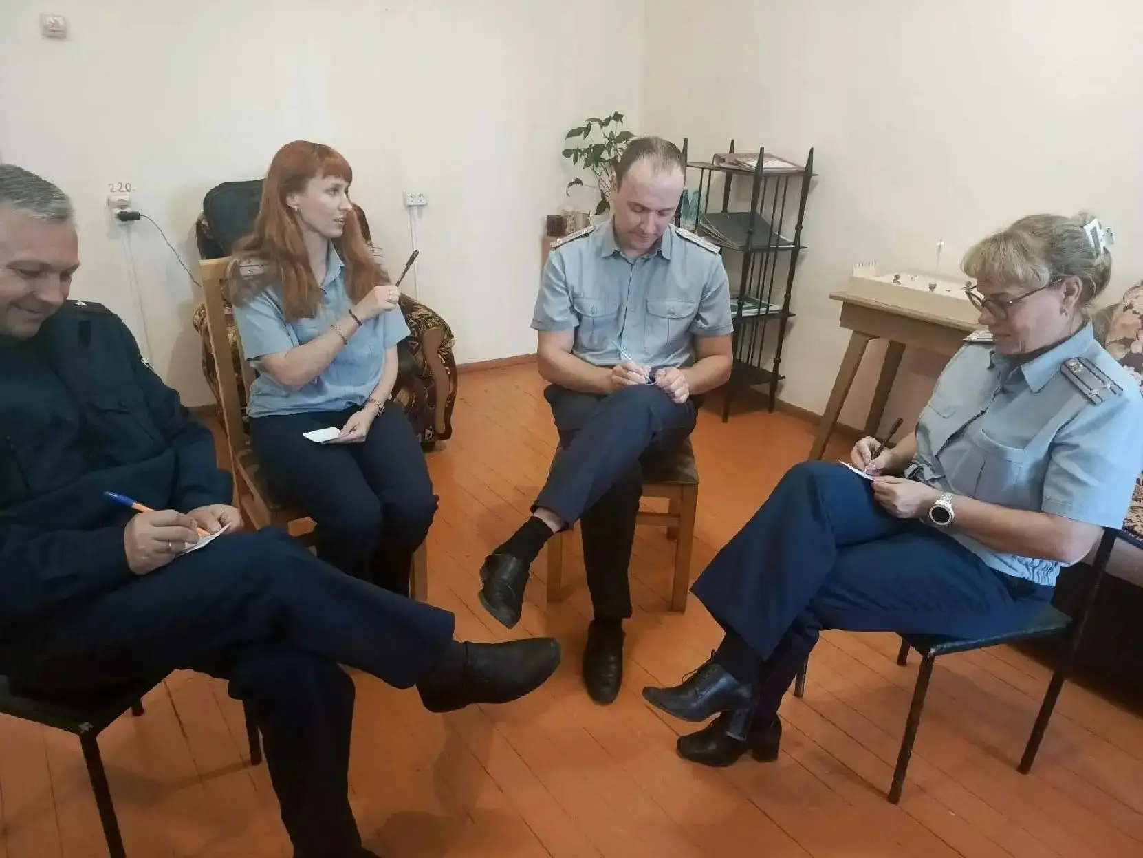 🤝 Сотрудники серовского филиала ГУФСИН отработали командное взаимодействие