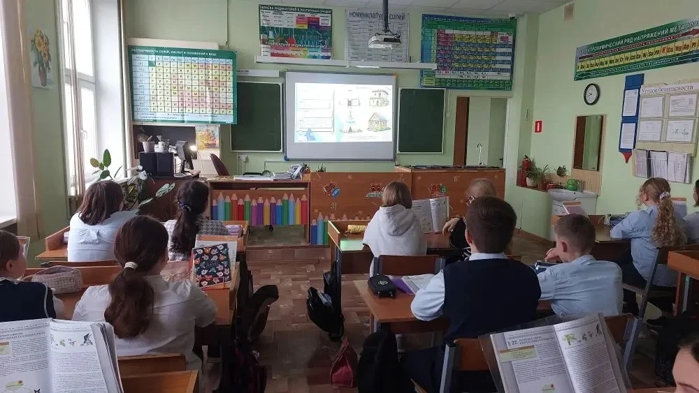 С 13.04-17.04 в МБОУ Развилковской СОШ с УИОП (здание поселка имени Ленина, 17А) с 5-7 классы прошла