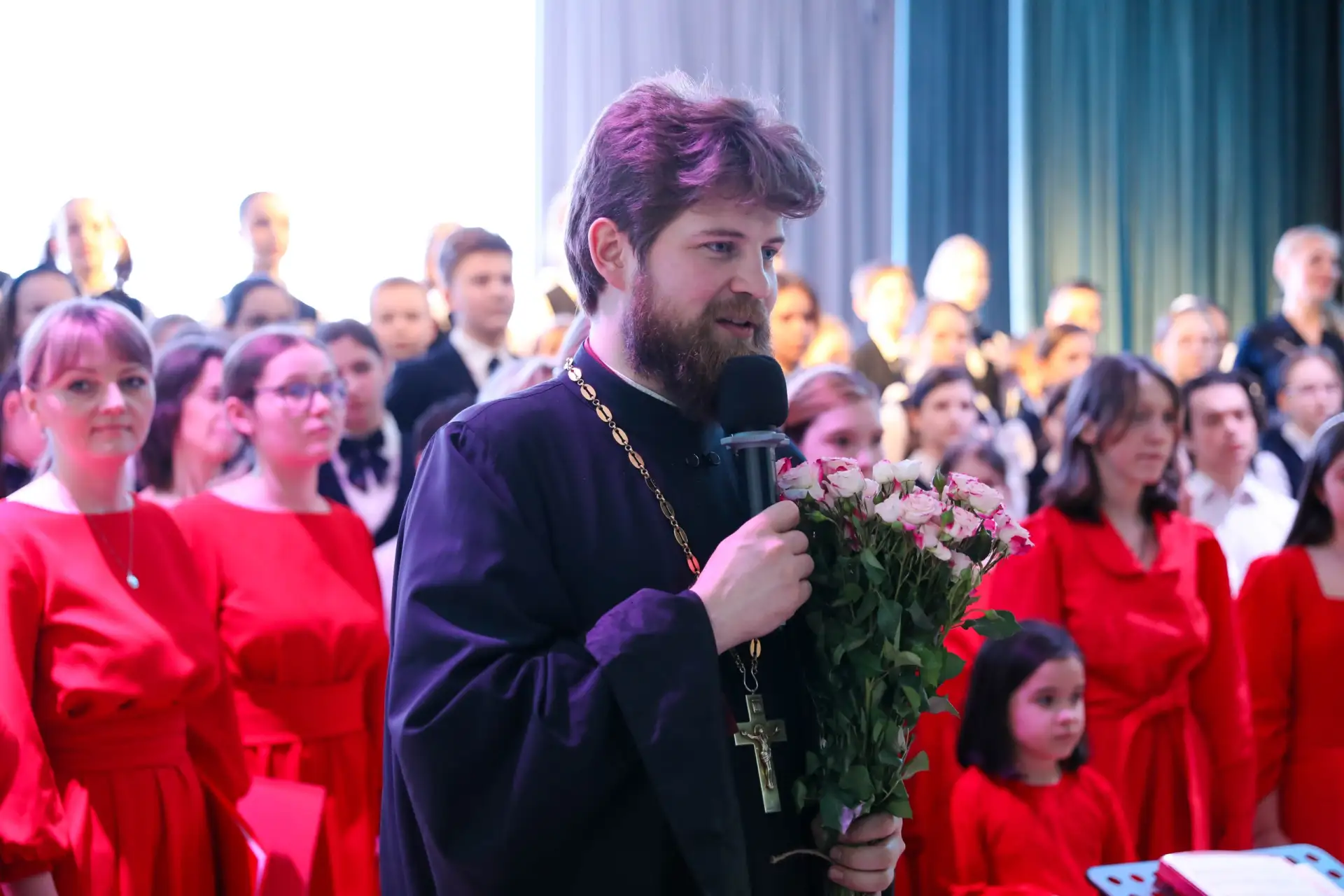 📌 Альбом с фотографиями  «Свет миру»: диалог о нравственности, воспитании и духовности в ИТШ №777 🕊 