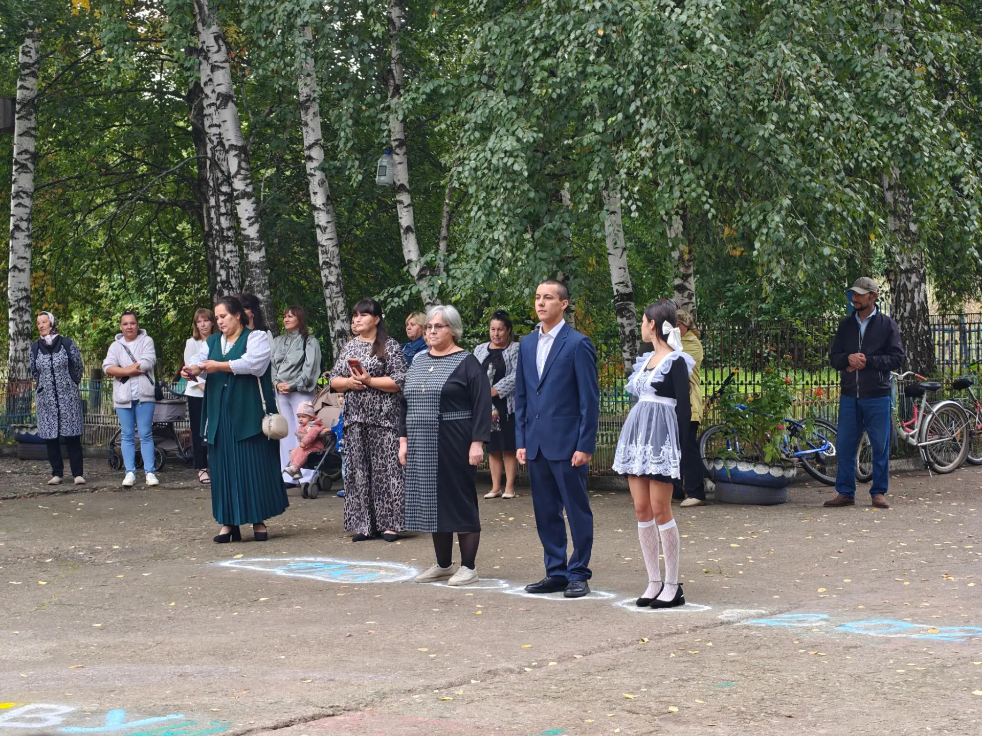 Сегодня состоялась праздничная линейка, посвящённая 1 сентября, дню знаний. Повзрослевш...