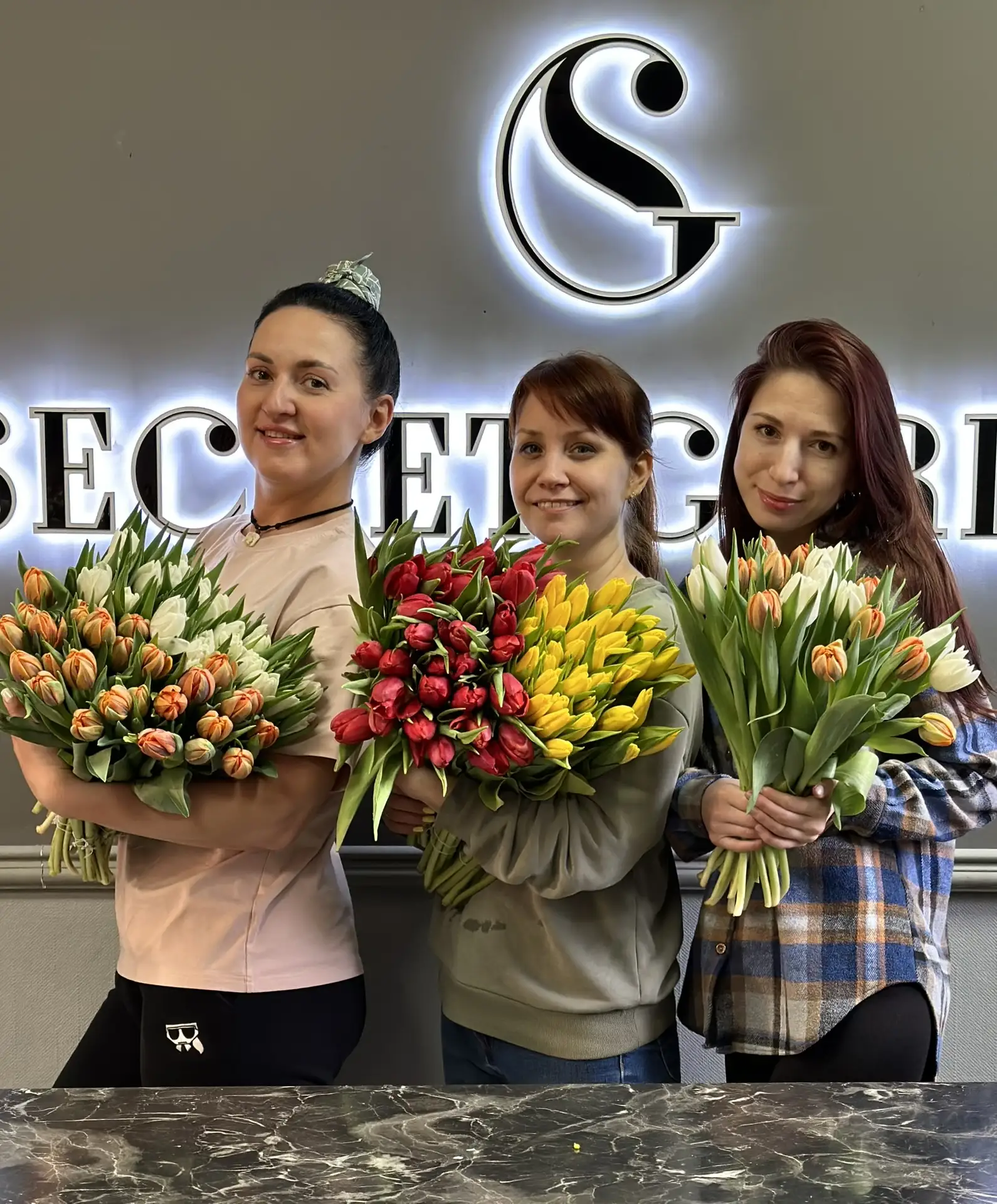 Вот и прошёл самый главный праздник цветочников - 8 марта! 🌷