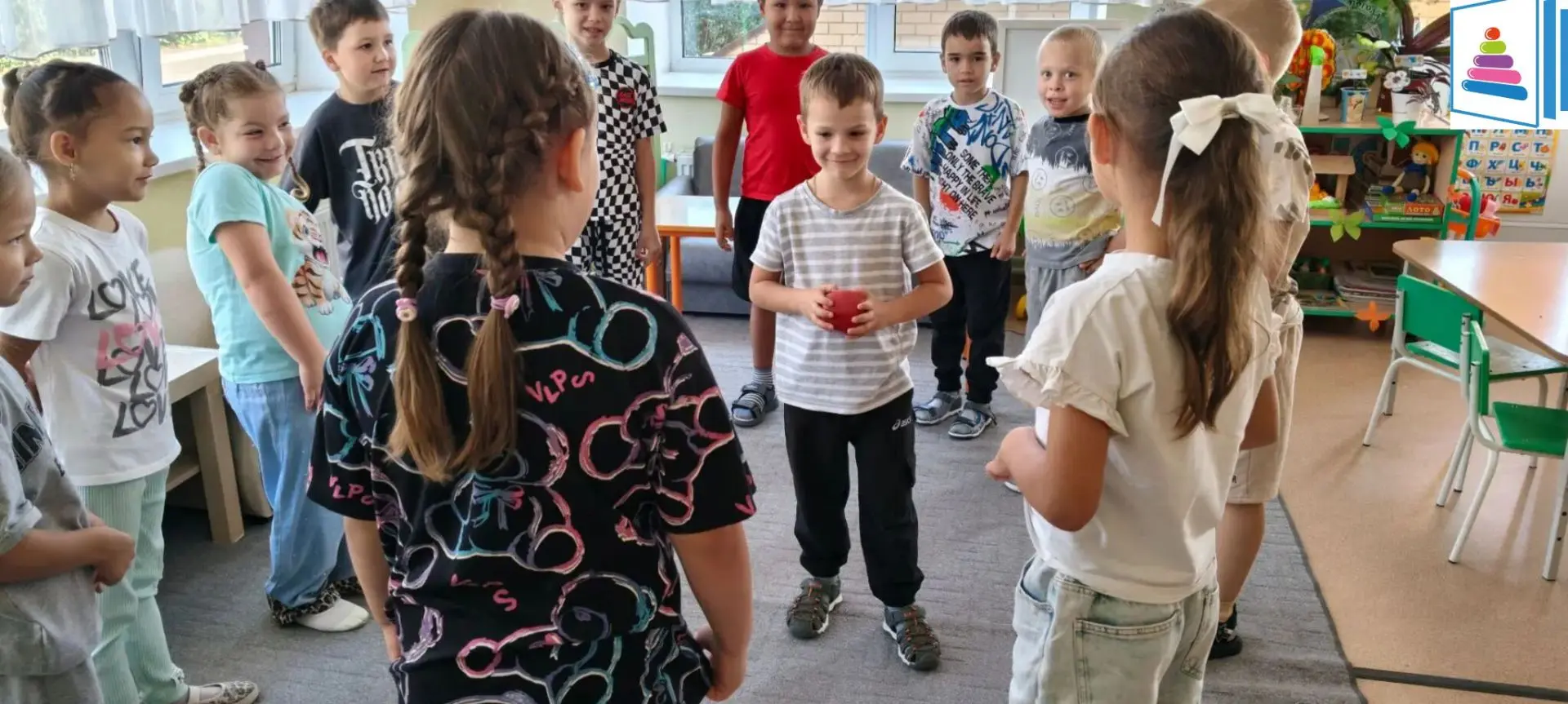 Сегодня в группе  №7 "Непоседы" (воспитатель: Федотова К. А.) прошел тематический день,...