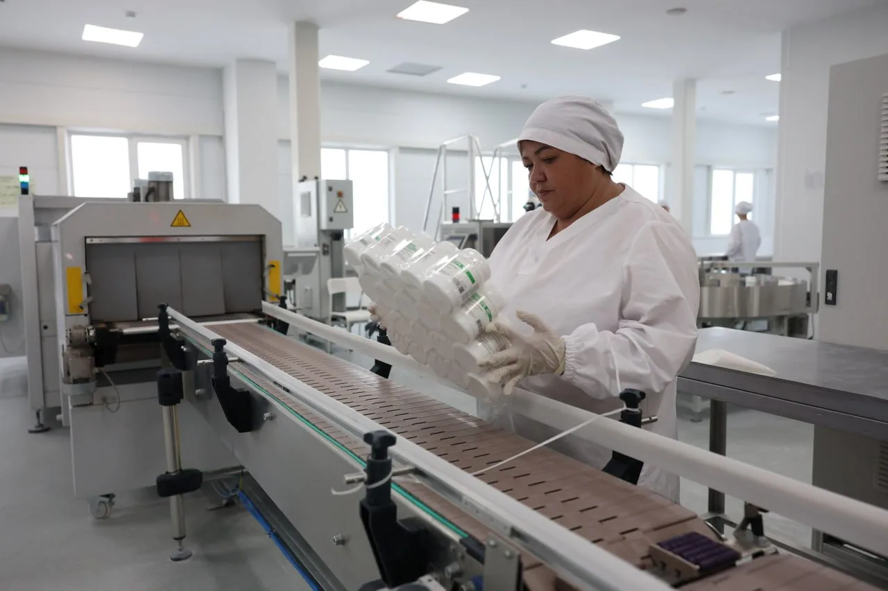 Текслер оценил производство всемирно известного сорбента под Челябинском

Фармацевтический завод, гд