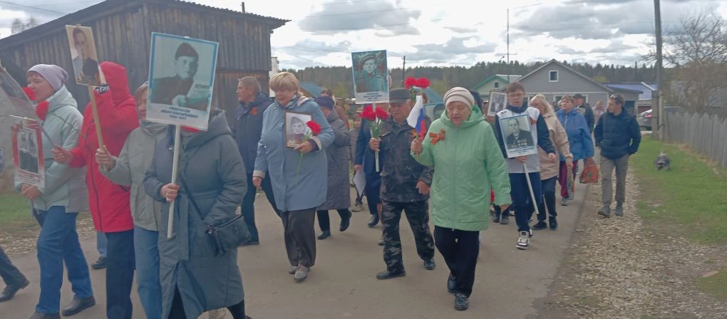 🎇 9 мая педагоги, учащиеся и работники школы приняли участие в торжественных мероприят...