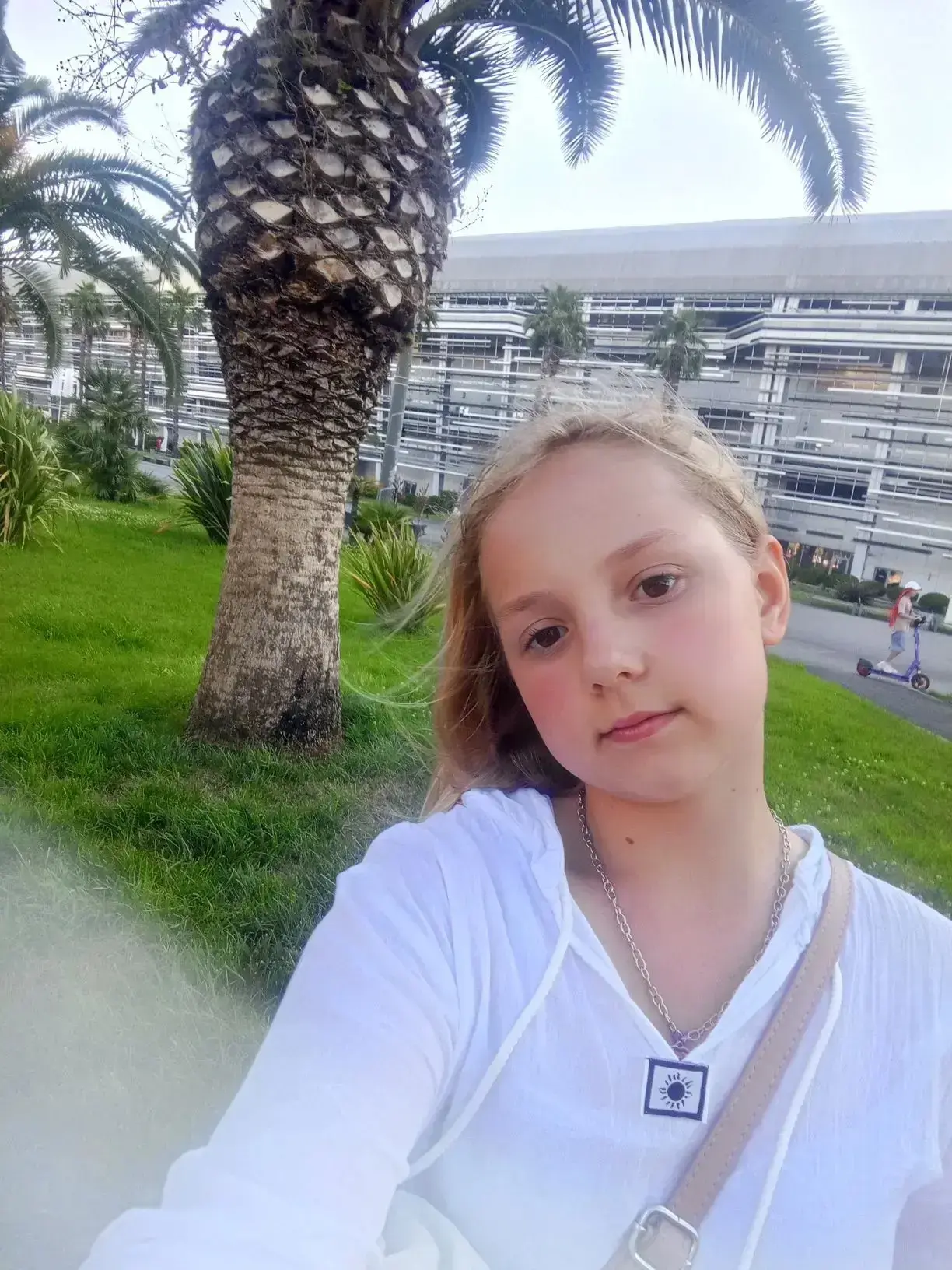 Марафон впечатлений

Продолжают радовать нас летними фотографиями ученики 5 «А» класса:
💫 Кебина По