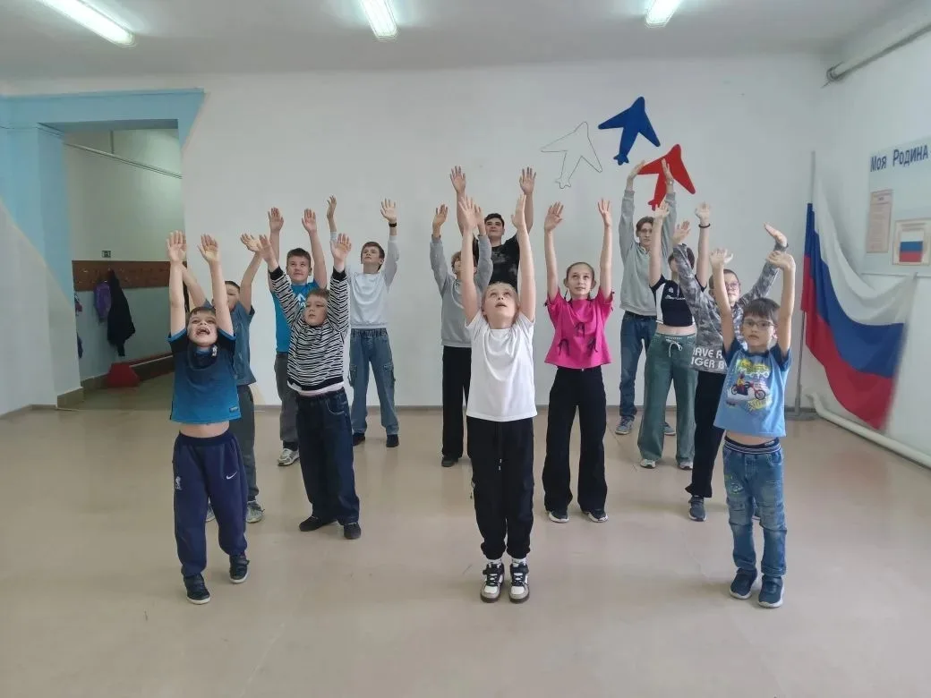 Обучающиеся СЮТ вышли на зарядку! 💪