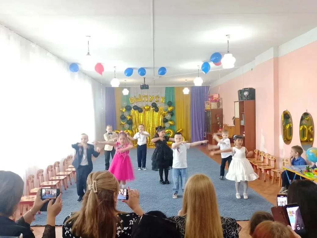 Ура! Состоялся долгожданный выпускной старшей группы! 🥳