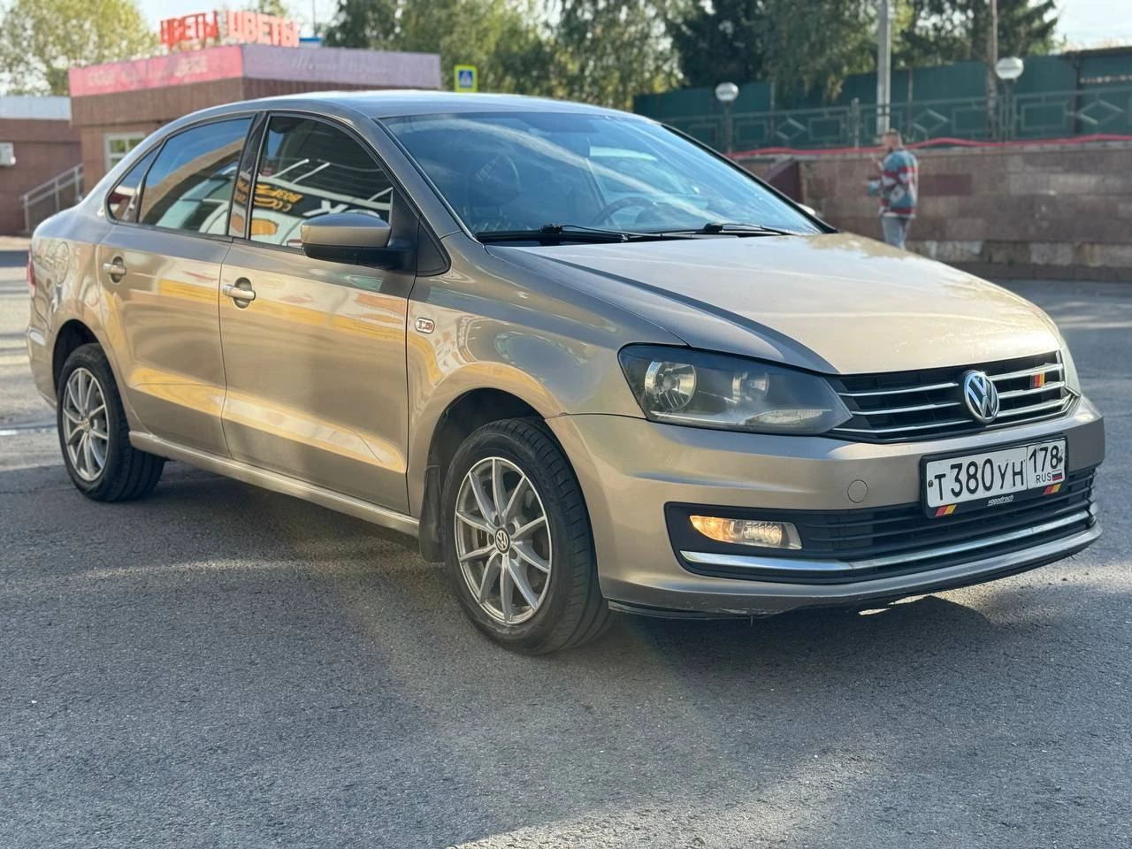Volkswagen POLO Рест.