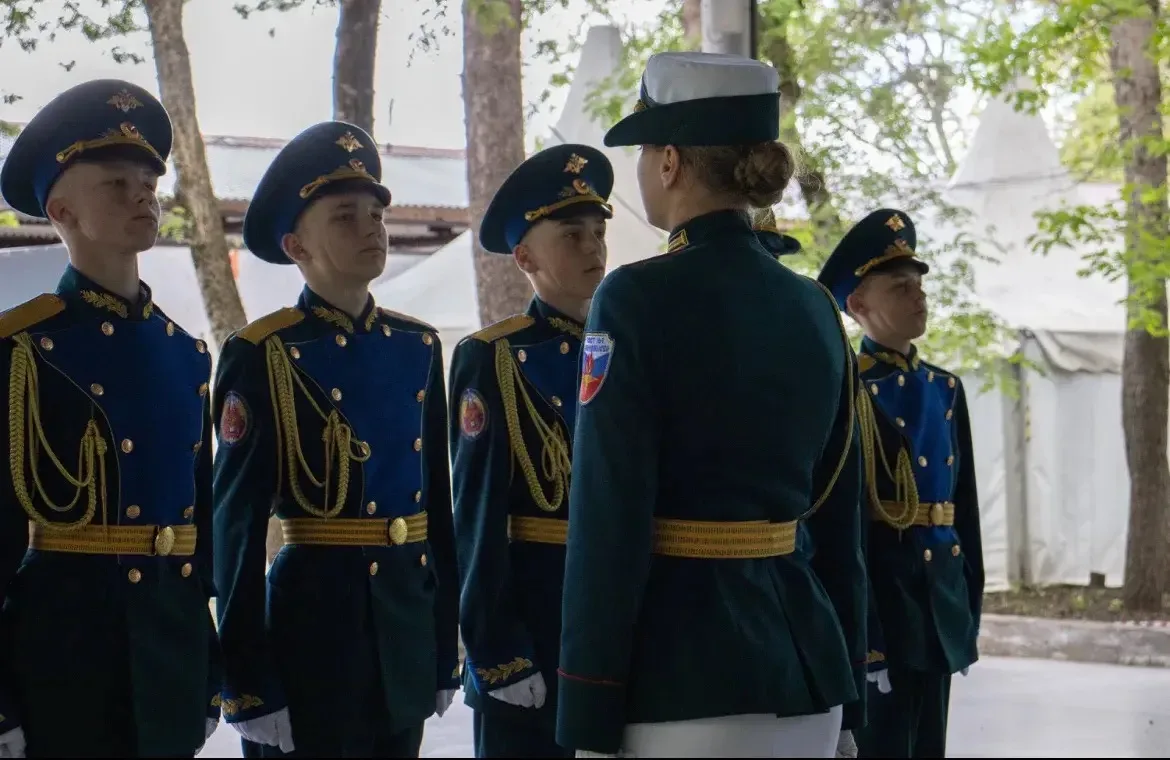Невинномысск - в тройке сильнейших на «Зарнице 2.0»!   С гордостью сообщаю, что команда средней школ