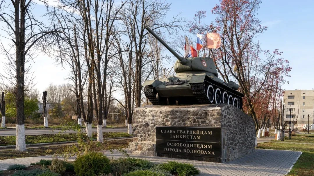 🔥 Ямал — Донбассу. Северяне восстанавливают памятники героям ВОВ  Ямальские строители реконструирова