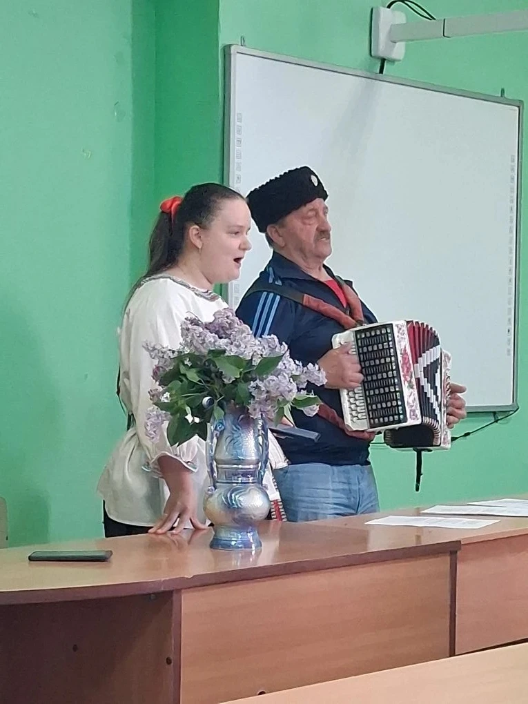 Встреча клуба «Позитив» получилась незабываемой благодаря Покровской городской библиотеке!