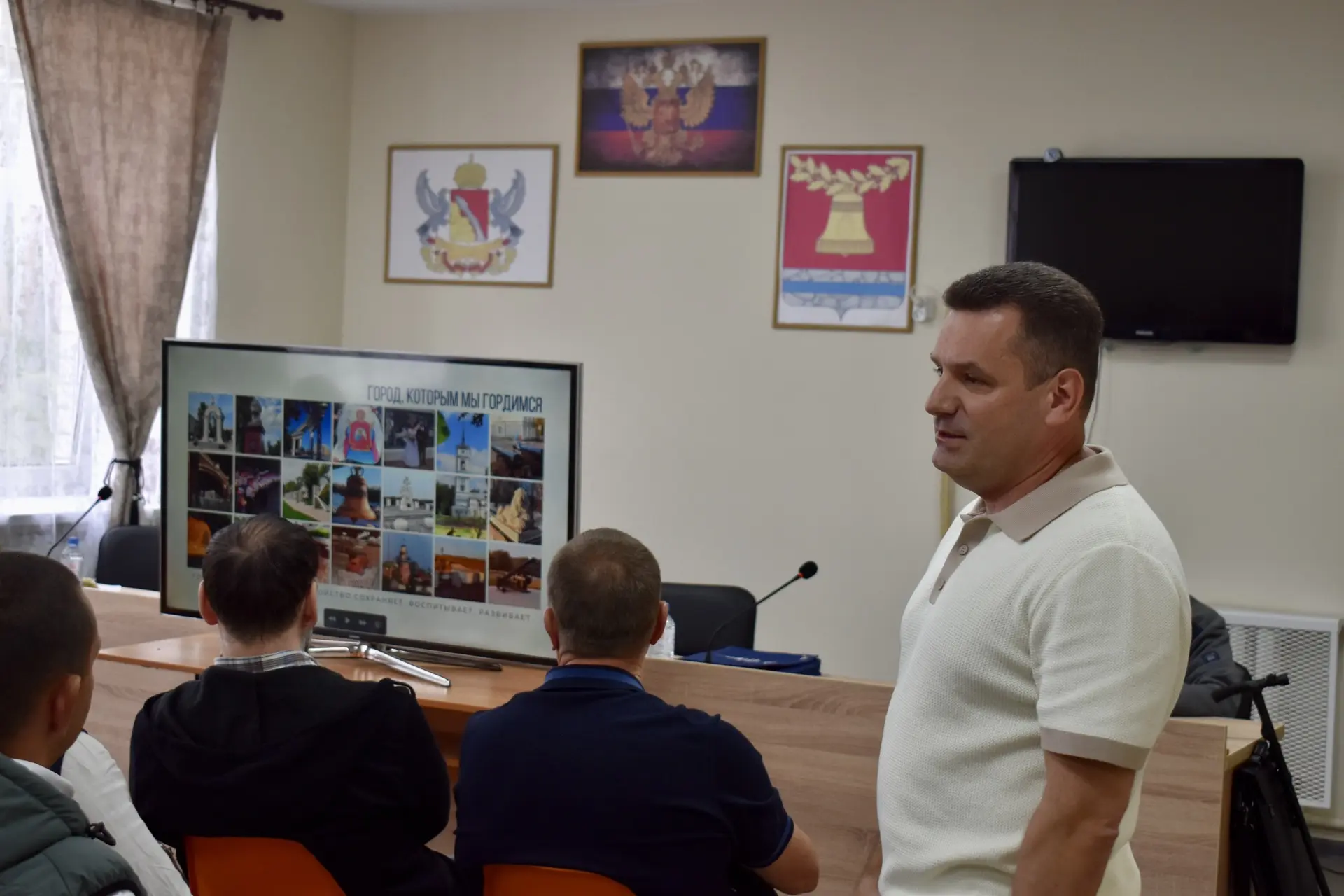 Сегодня, на базе Центра патриотического воспитания молодежи «Витязь» состоялся «круглый...