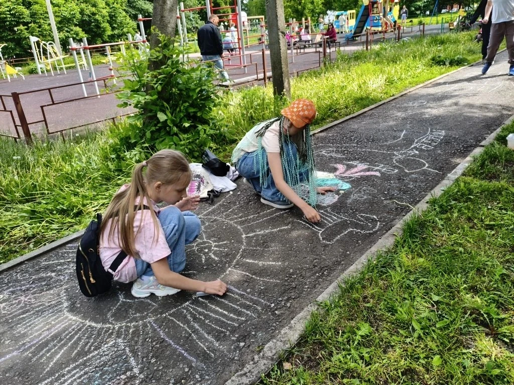 ДОЛ "Светлячок" первый день. День формирования отрядов. Участие в празднике "Здравствуй...