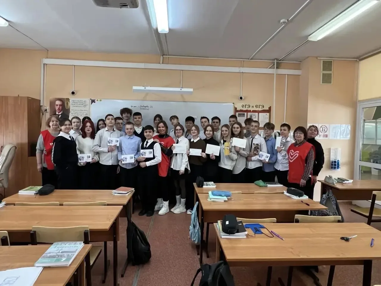 ✏Сегодня обучающиеся 7 Д класса с Чиринько Надеждой Александровной, классным руководителем, совместн