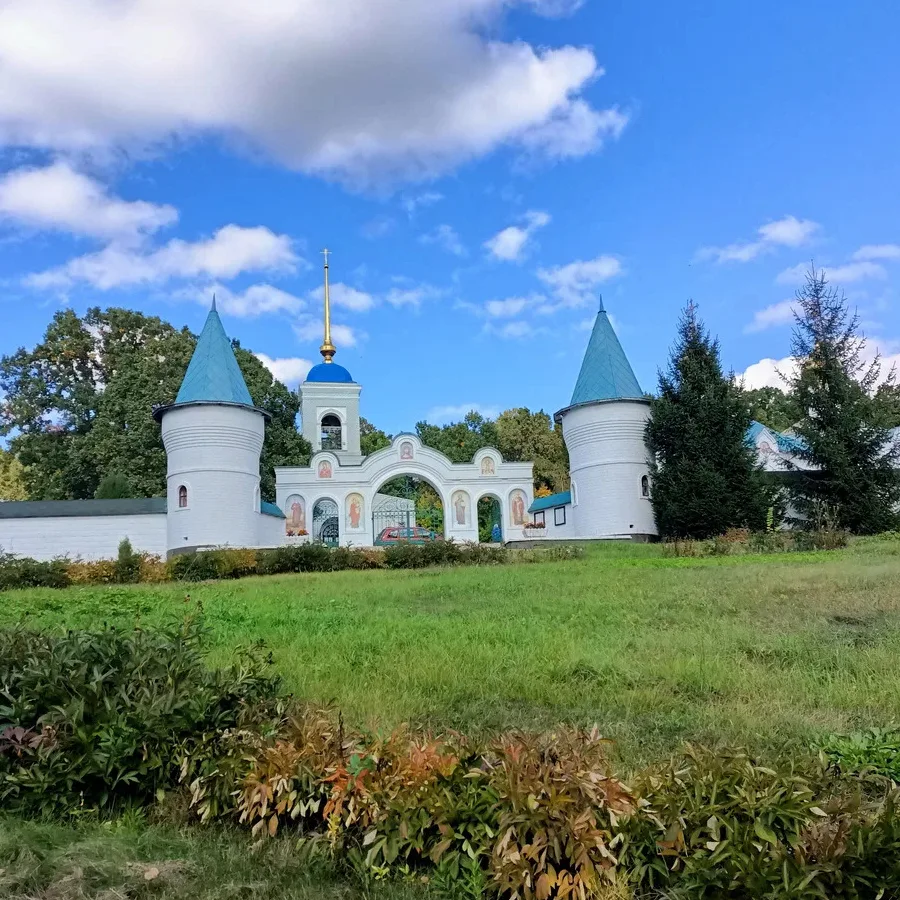 Александро-Невский Ибердский женский монастырь

Одна из известных православных святынь Рязанской зем