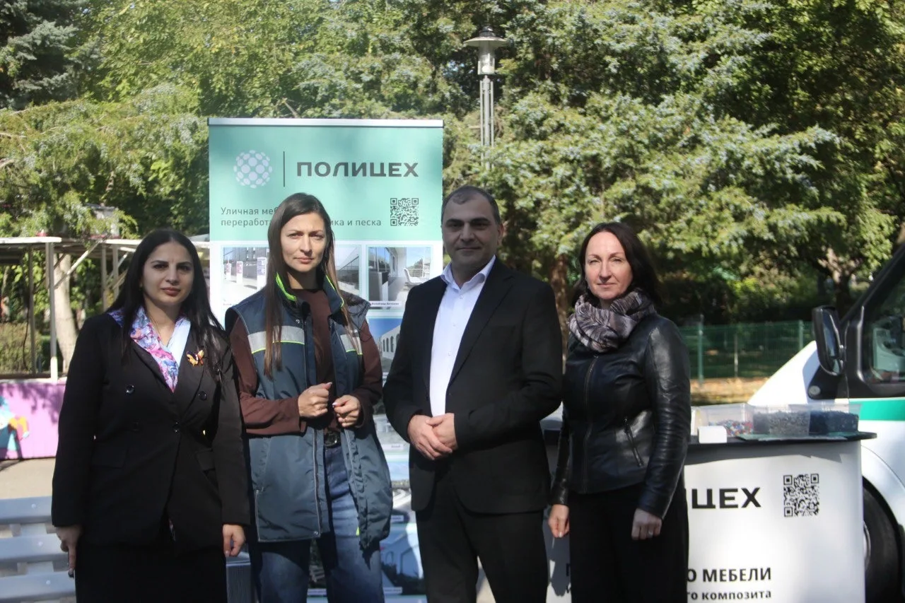 ♻️ Экологическая акция «Нет-полиэтилену!» прошла в краевой столице
⁣
Фестиваль проводился с целью пр
