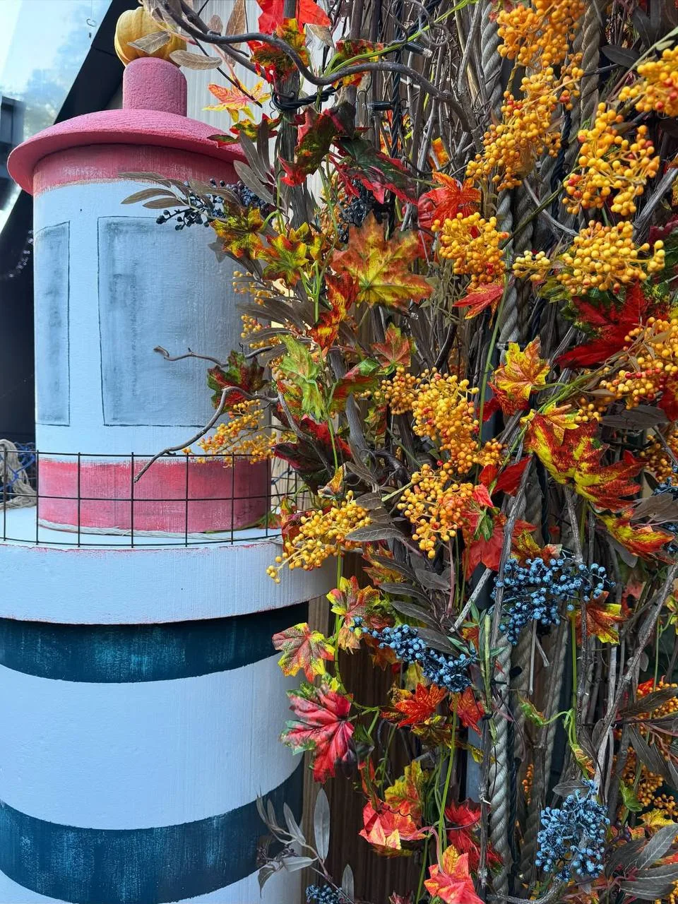 🍂 Осень в Светлогорске всегда особенная — тёплый свет, яркие краски и тишина, в которо...