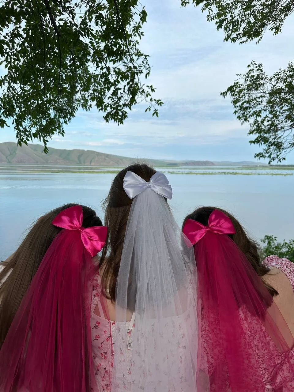 5 идей для девичника💫🌷

Девичник бывает разным. Тихим, громким, душевным, безумным или идеальным.

