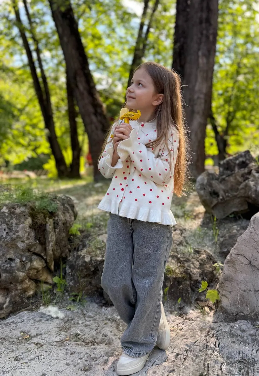 гуляем с младшенькой 🍒
