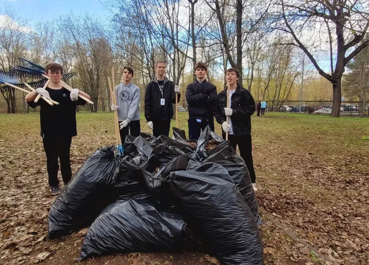 🌿 Весенний субботник в основном корпусе: вместе делаем школу чище  На этой неделе в основном корпусе