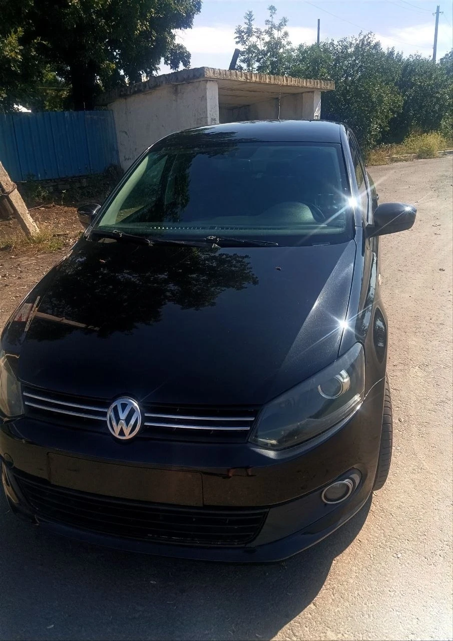 Продам Volkswagen Polo 2011 г, двигатель 1,6 (цепной), коробка механика,. Авто в хорошем состоянии д