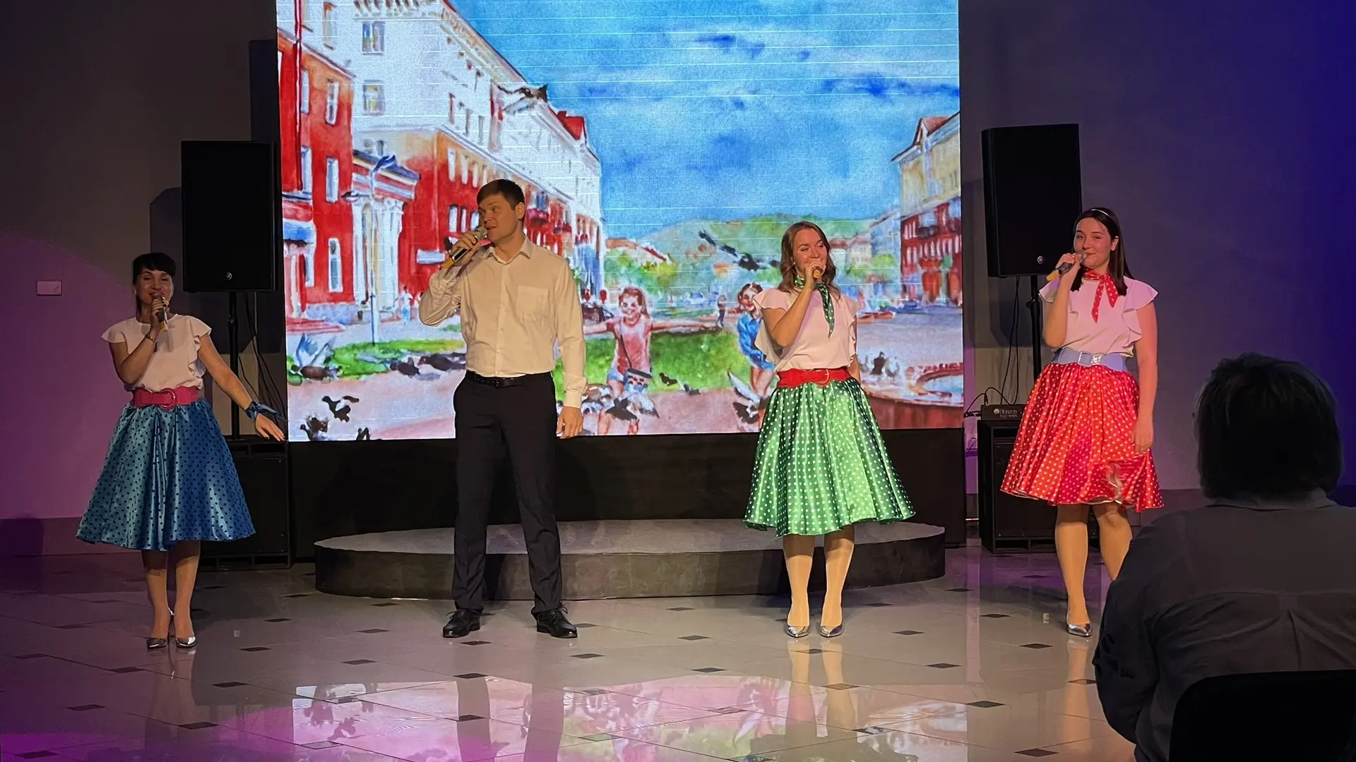 🔺30 сентября, в ДК «Распадский», состоялась торжественная встреча, посвящённая чествов...