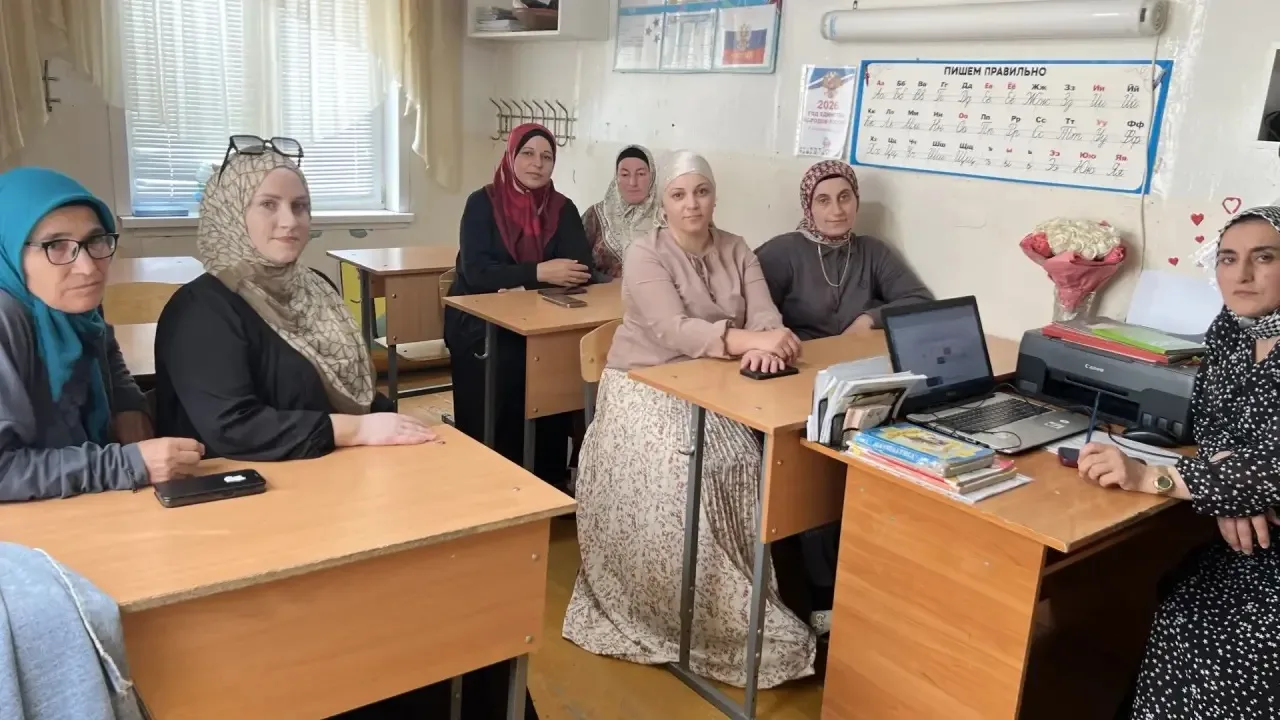 Сегодня школе во всех классах прошли родительские собрания на тему «Летний отдых – 2026»  В ходе соб