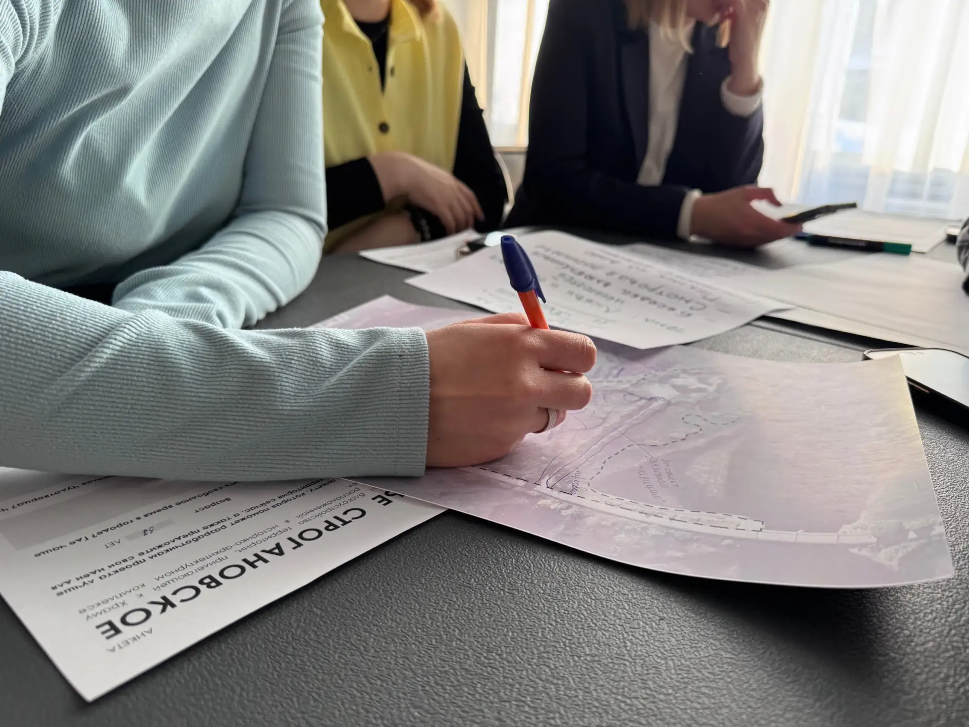 ⚒В Усолье Строгановском прошло обсуждение вопроса благоустройства территории Никольской церкви.  👤20