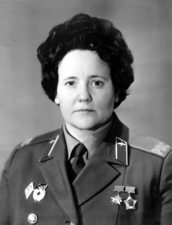 ✅ 05.08.1935 – родилась Ващенко Валентина Ивановна - Почётная краснолучанка, первый дир...