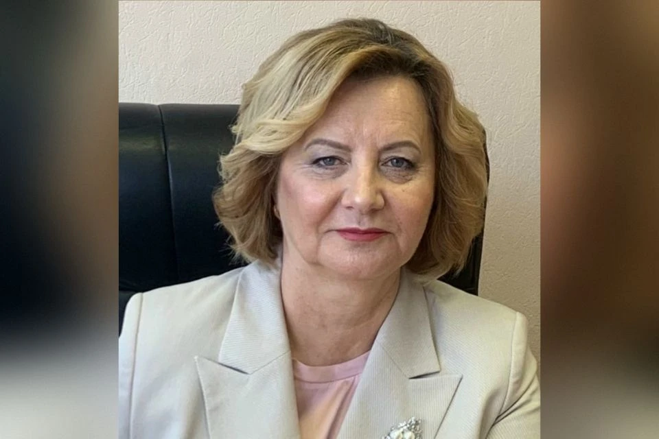 Не стало директора гимназии №44  В Твери ушла из жизни директор гимназии №44 Людмила Дровосекова. Об