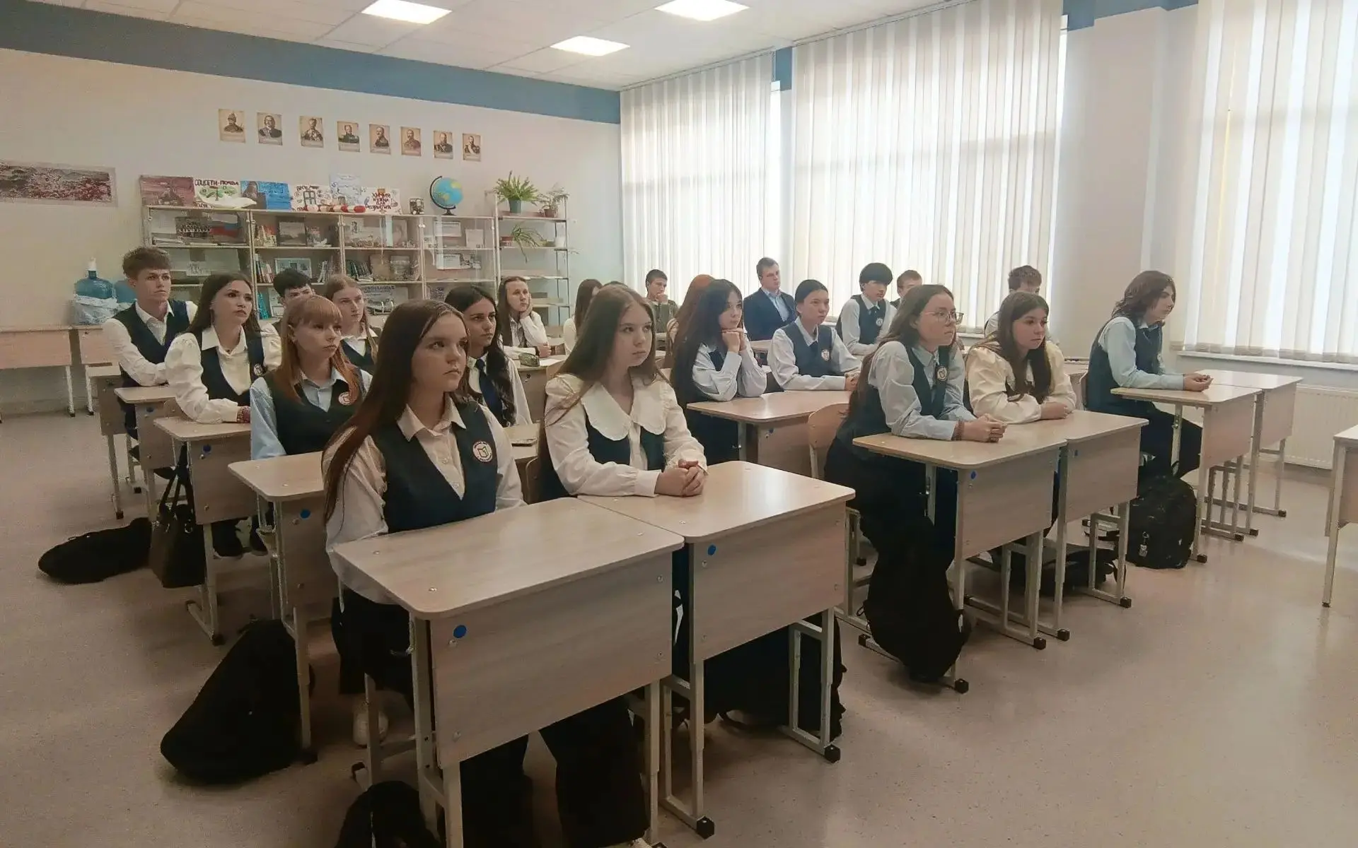 В стенах нашей школы🏫 прошла встреча учащихся 9–11 классов с сотрудником🕵️‍♂️ Эксперт...