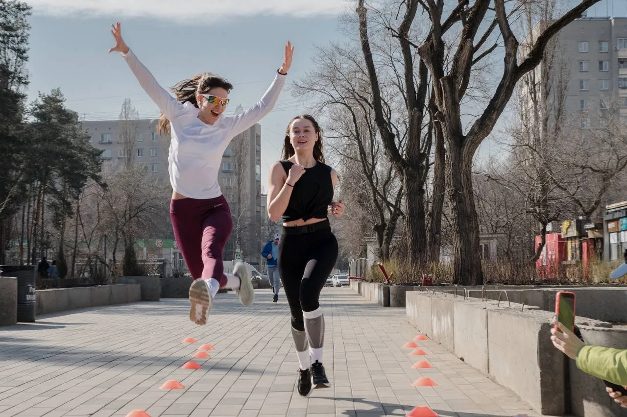 🏃‍♀️ Спортивная суббота с «5 вёрст» в парке «Танаис»!  Утренняя пробежка подарит заряд бодрости и эн