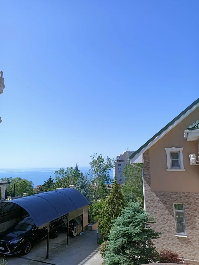 #СОЧИ    Жильё в 🌞СОЧИ‼️‼️      ❗3-х комнатная квартира, расположена в 3х этажном доме, в спальном р