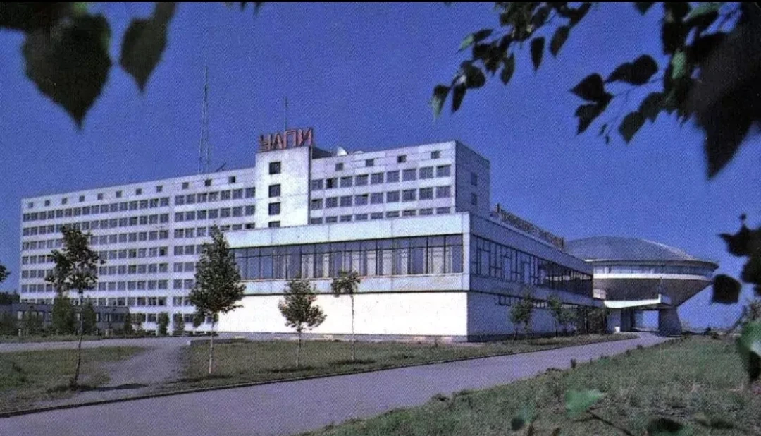 🎓 Главный корпус УлГТУ, 1991–1994