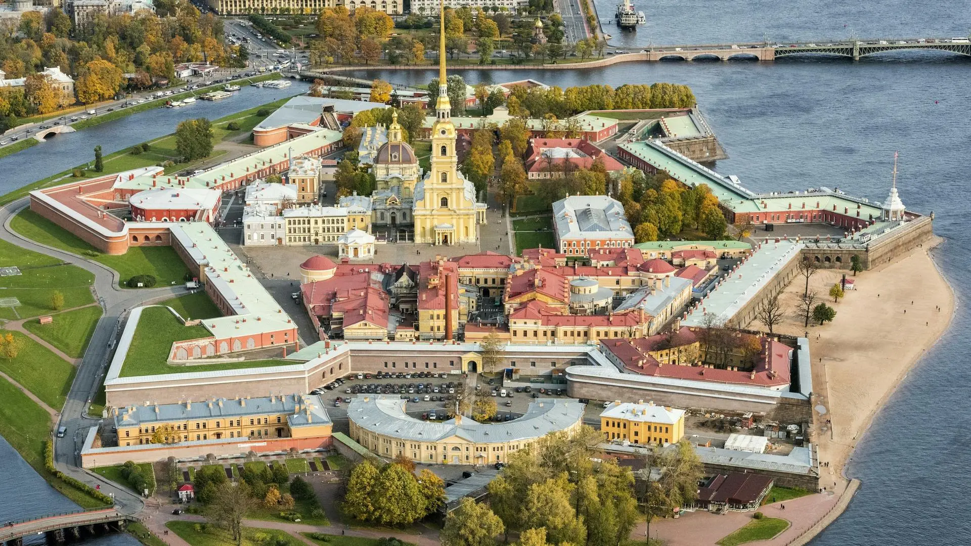Сегодня Северная столица России отмечает своё 323-летие. Именно 27 мая 1703 года Пётр I...