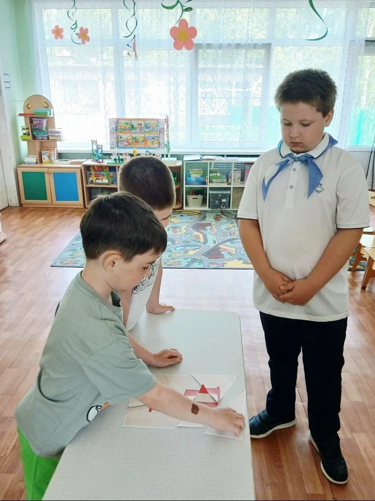 Акция «Орлята – дошколятам»   💥 В рамках трека "Орленок -хранитель исторической памяти" в   преддвер