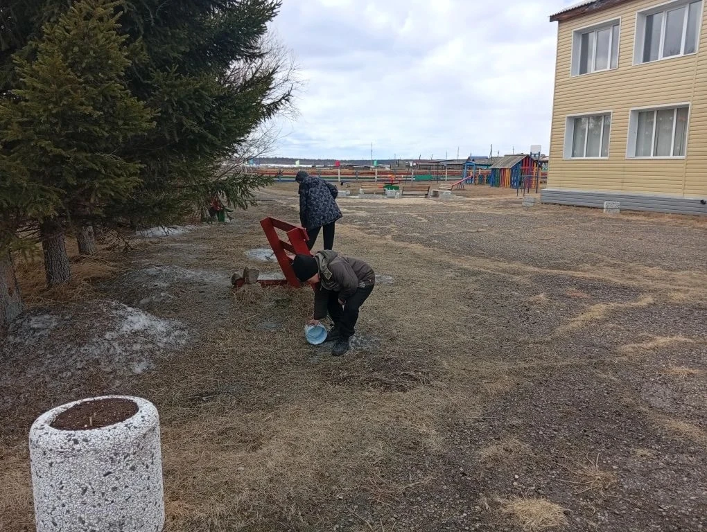 В преддверии 1- мая Праздника Весны и Труда, ученики, педагоги и работники нашей школы ...
