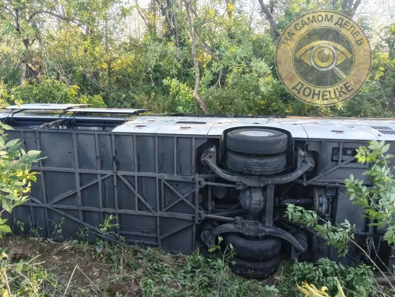 ❗️7 пассажиров автобуса «Москва — Донецк» ранены в результате ДТП в Ровеньках (ЛНР)