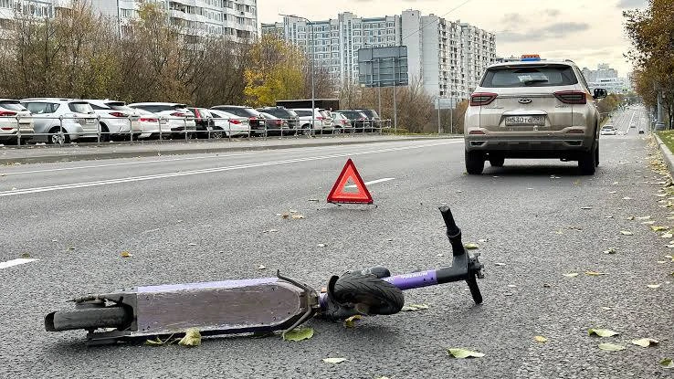 Лучше ходить пешком, чем на электросамокате.