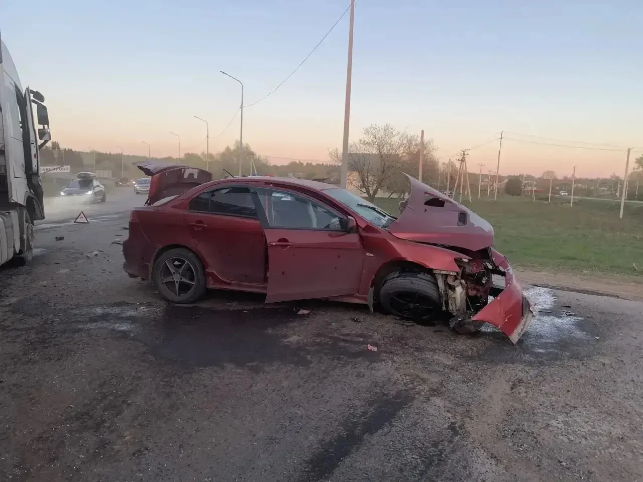 Четыре человека травмированы в дорожной аварии в с. Завьялово  7 мая 2026 года, около 19 часов 13 ми