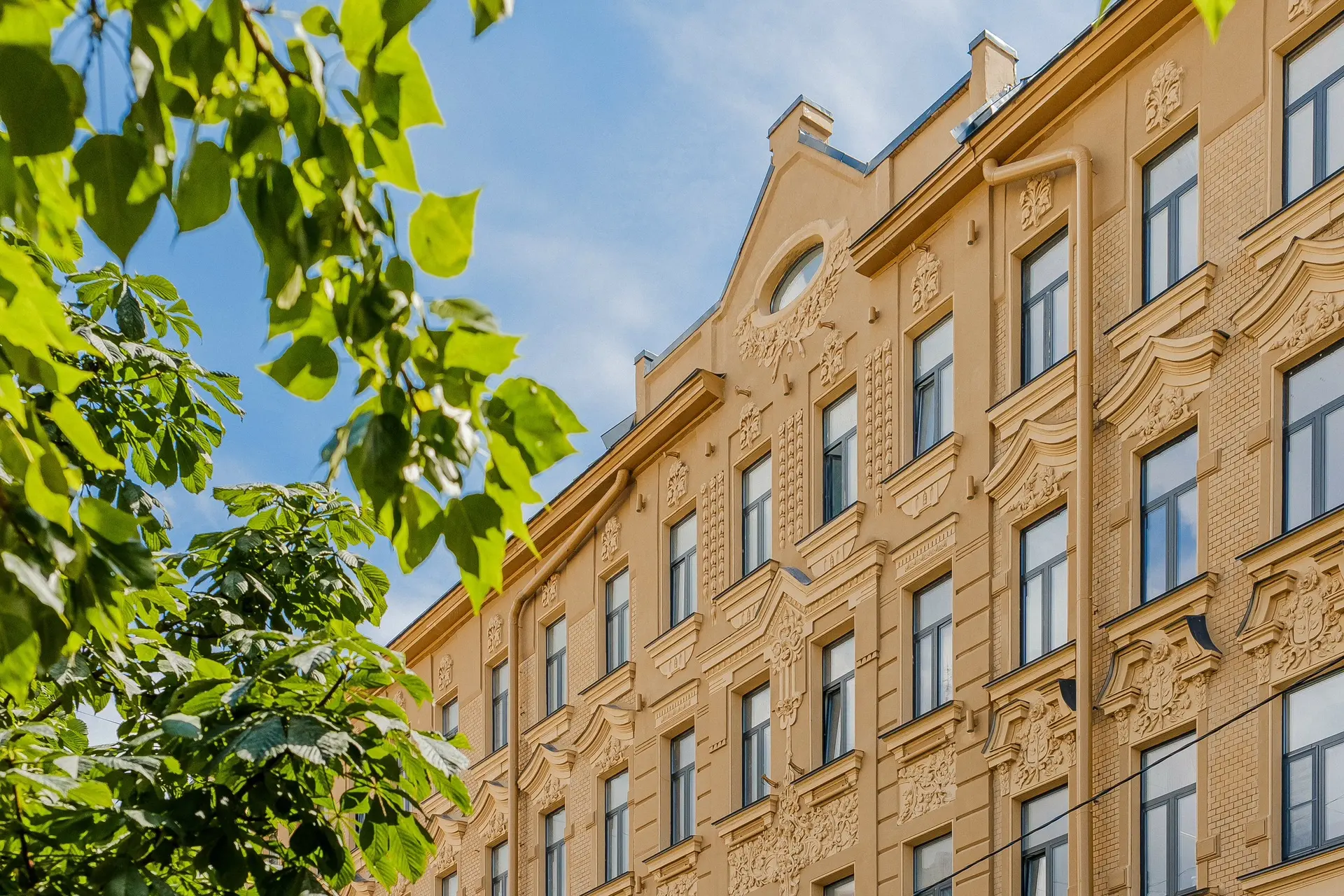 🇷🇺 Санкт-Петербург вылет из 
Тюмени ✈️

6/3, отель 4⭐

📍 Самое сердце Петроградской стороны. Рядо