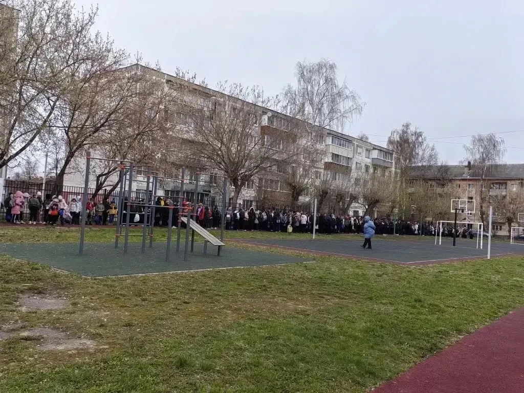 Безопасность превыше всего! 🚨 Сегодня в МБОУ «Эффективная школа» (корпус 4, школа №5) – день повышен