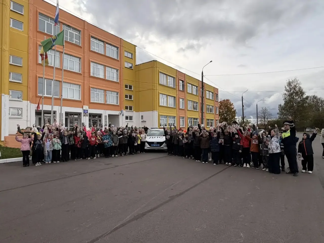Безопасность — наш общий путь! 🚗👮‍♂️📚