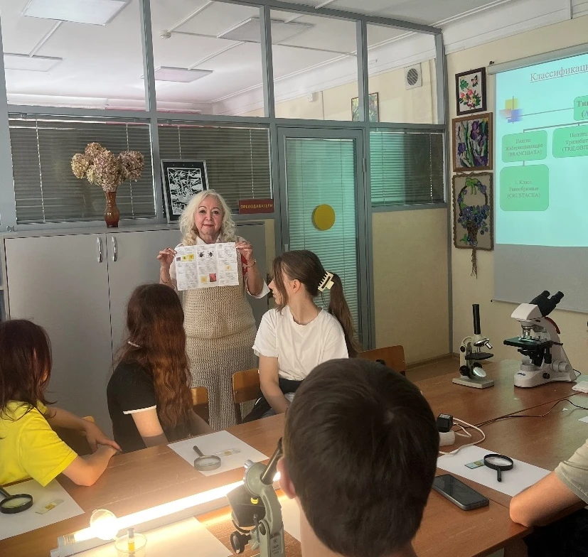 ✅ Сотрудники ДВГМУ провели лекции для хабаровских школьников.