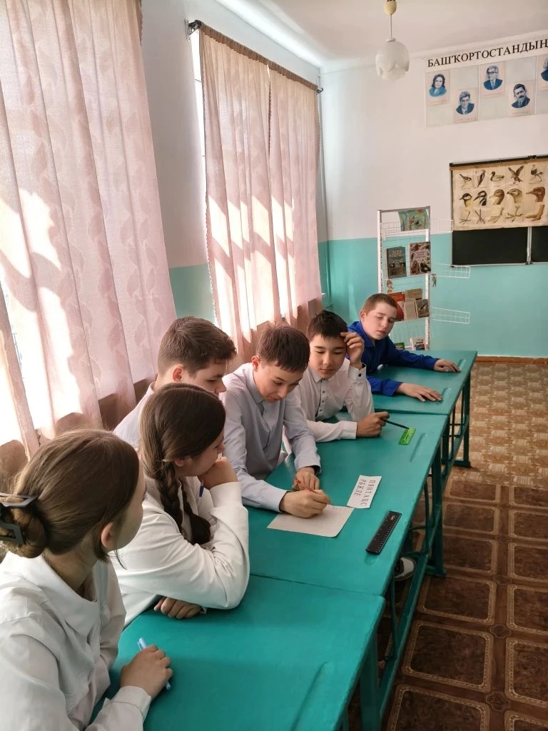 Наша школа присоединилась к международному празднику, Дню птиц, символизирующий приход ...