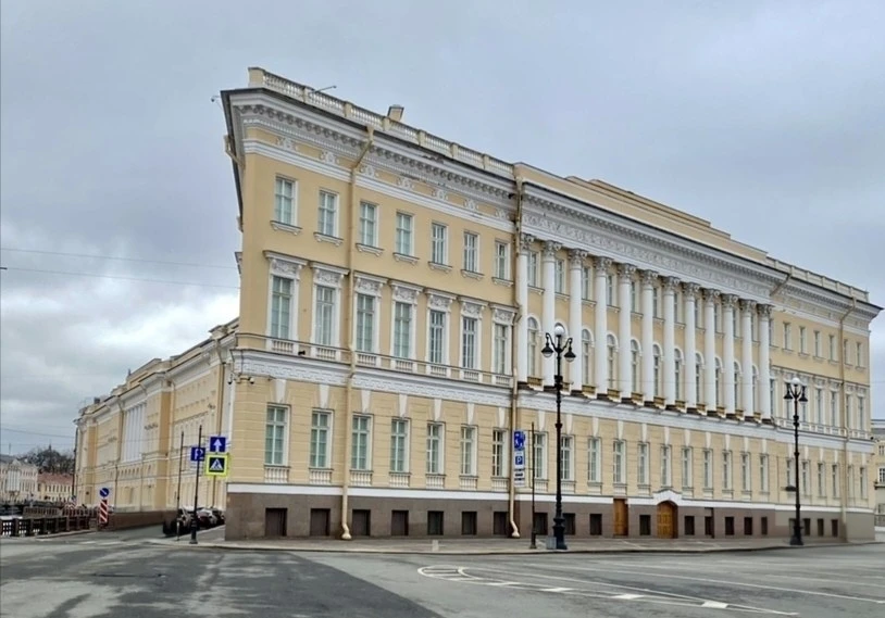 Угол Главного штаба