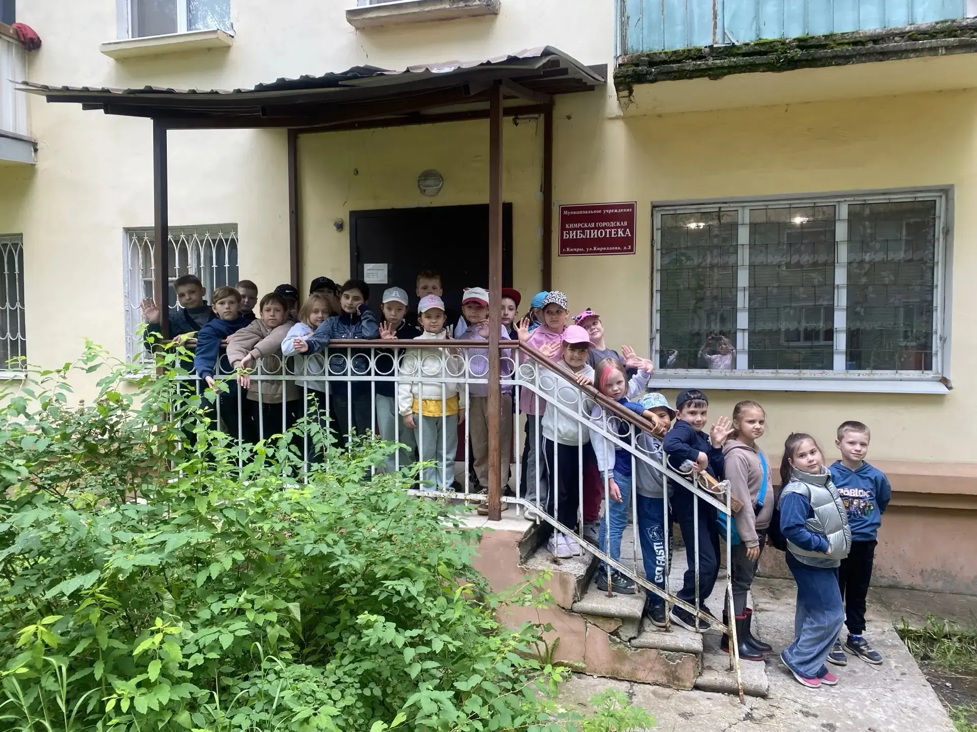 Сегодня в нашем лагере был  День именинника, на котором мы поздравили всех ребят, которые родились л
